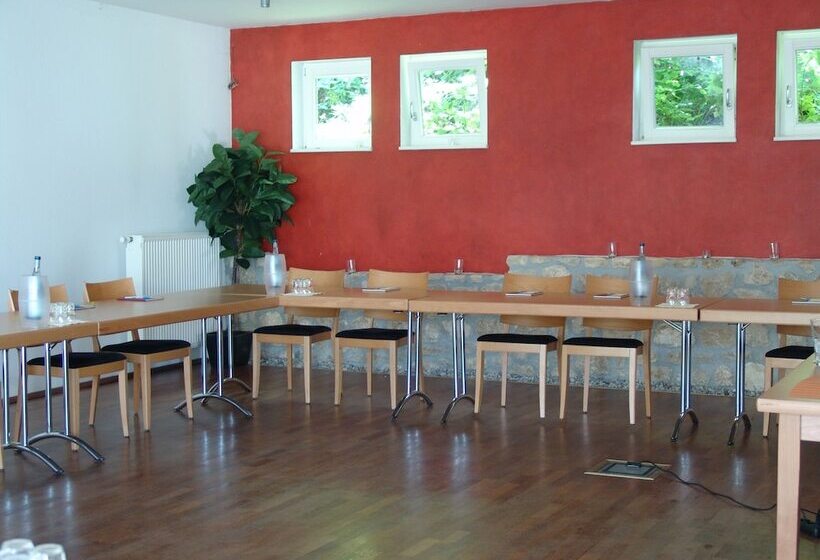 Landhotel Schloss Sörgenloch