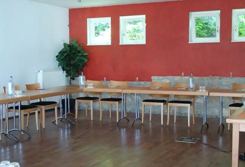 Landhotel Schloss Sörgenloch