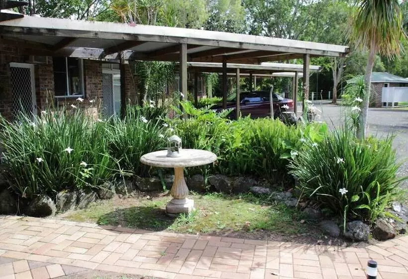 Motelli Nimbin Rocks Retreat