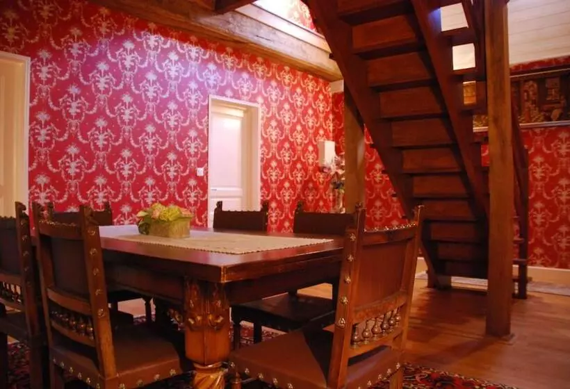 Majatalo Au Domaine De Rimou