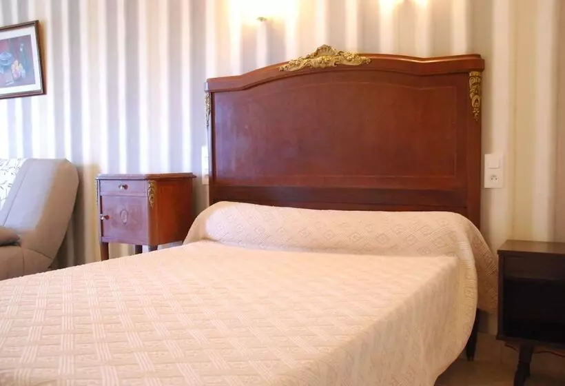 Majatalo Au Domaine De Rimou