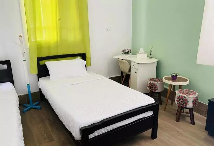 پانسیون City Hostel Dormitory