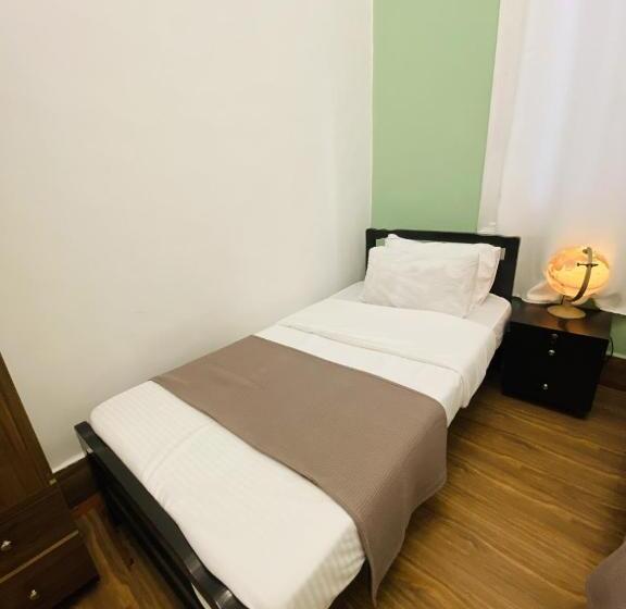 پانسیون City Hostel Dormitory