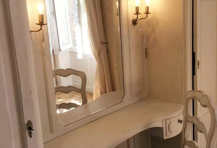 Majatalo La Maison Du Pinier