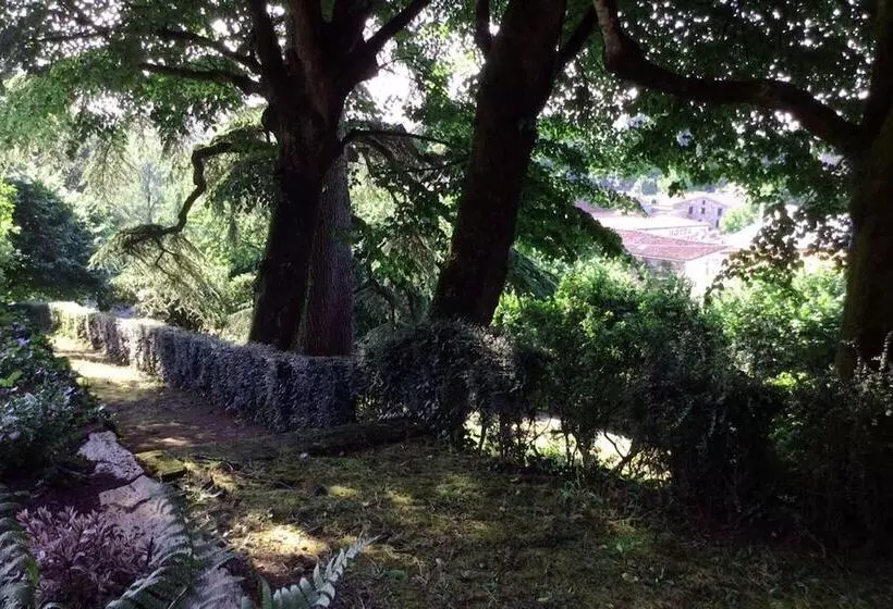Majatalo La Maison Du Pinier