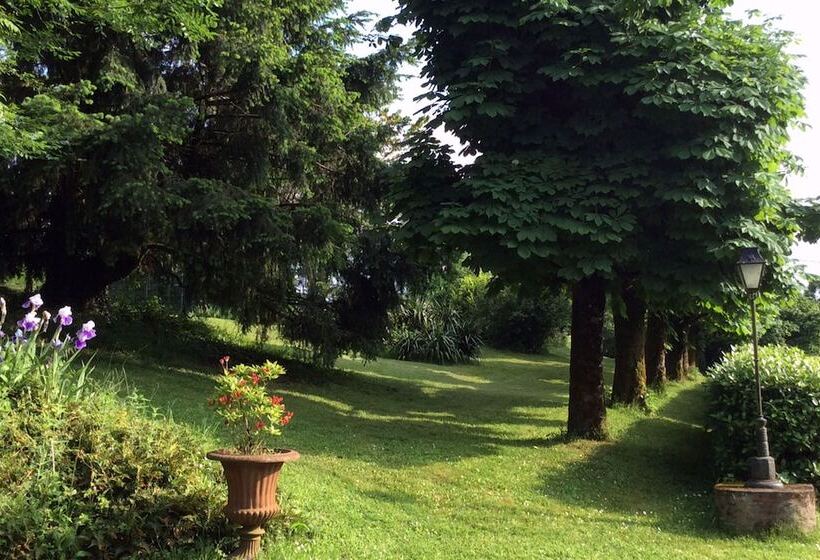 ペンション La Maison Du Pinier