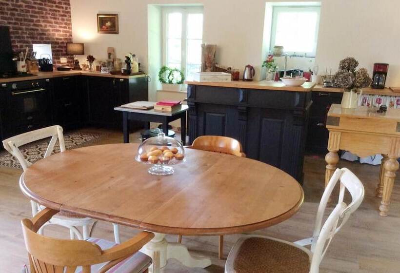 ペンション La Maison Du Pinier