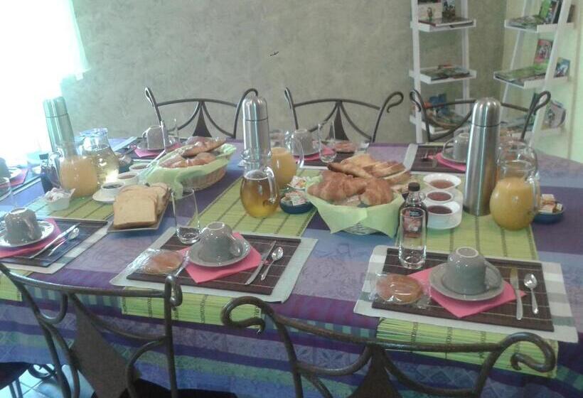 ペンション La Minaudière