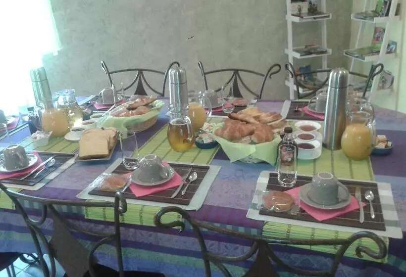 ペンション La Minaudière