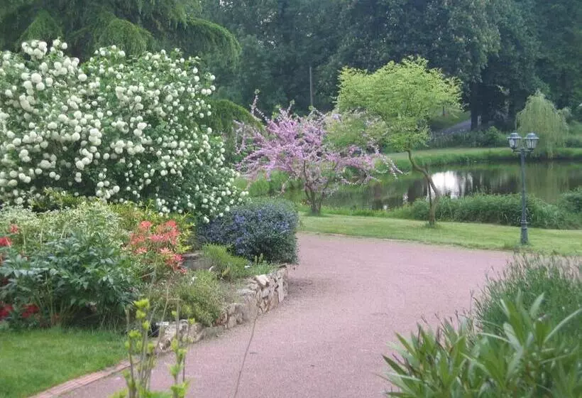 ペンション La Minaudière