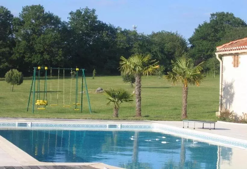 ペンション La Minaudière