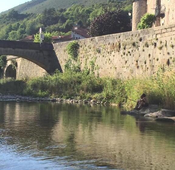 ペンション Le Chat Blanc