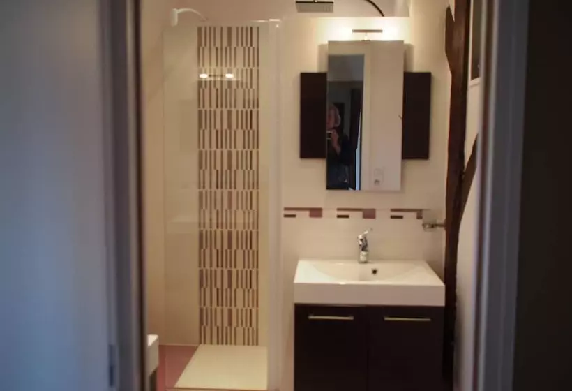 Majatalo Manoir Du Rouvre