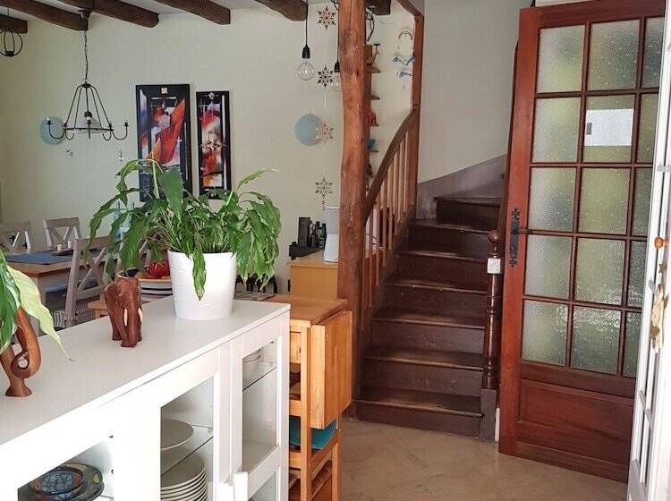 Пансион The Attic