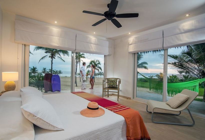 منتجع Las Tanusas Retreat & Spa