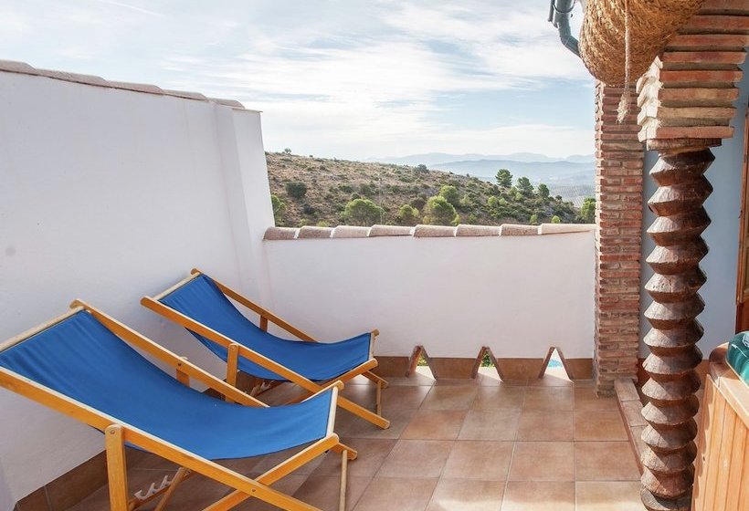 Comfortable Mansion In Rute With Jacuzzi