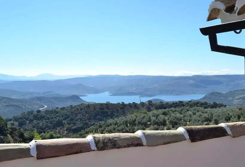Comfortable Mansion In Rute With Jacuzzi