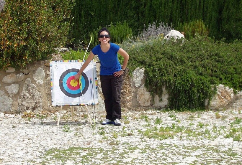 Comfortable Mansion In Rute With Jacuzzi