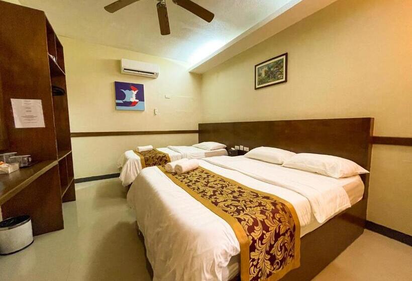 Casa Marco Suites Puerto Galera Powered By Cocotel