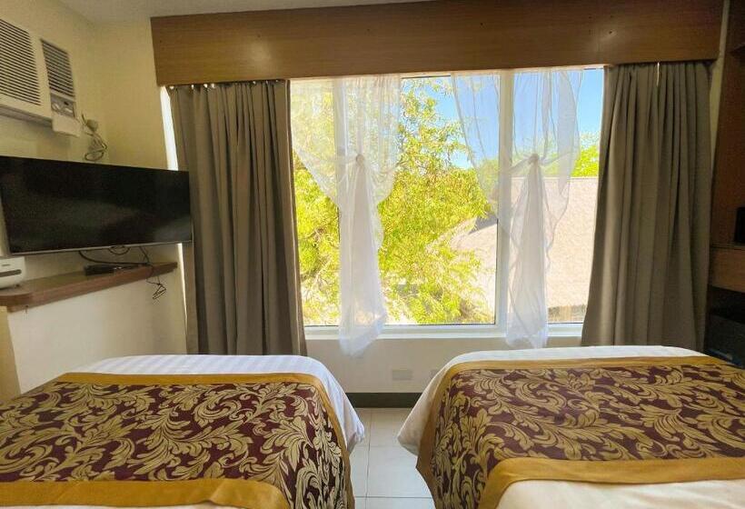 Casa Marco Suites Puerto Galera Powered By Cocotel