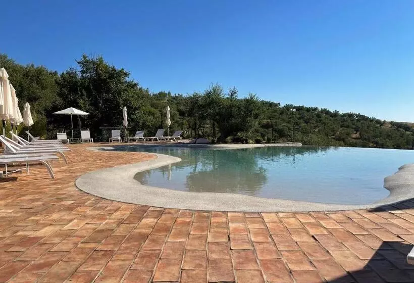 Castello Di Serragiumenta