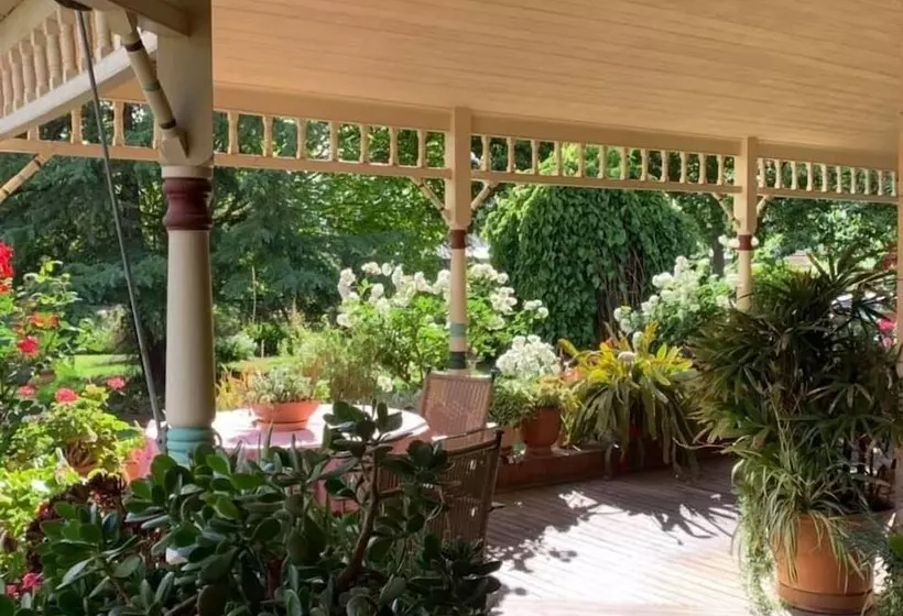 Forgandenny Bed & Breakfast