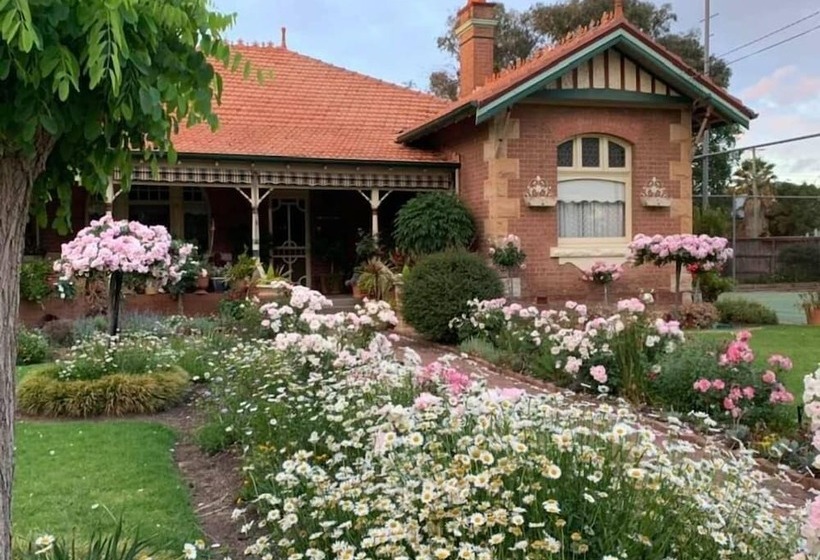 Forgandenny Bed & Breakfast