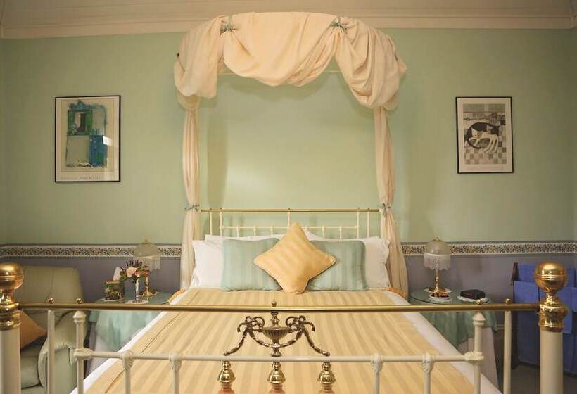 Forgandenny Bed & Breakfast