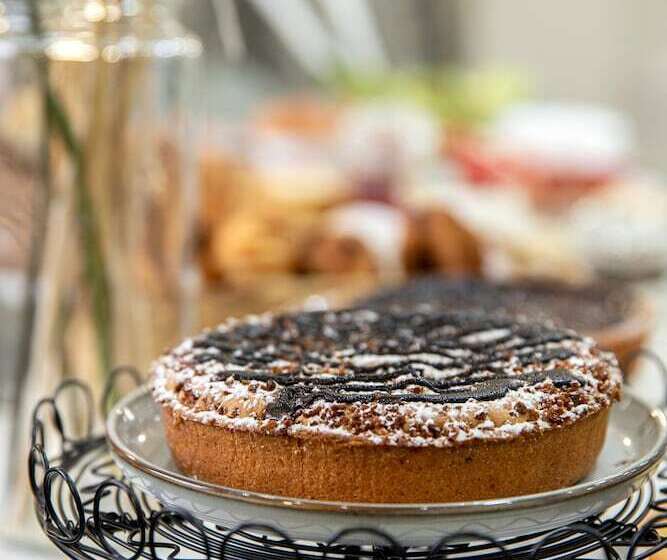 مسافرخانه Noah