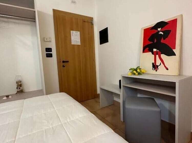 مسافرخانه Noah