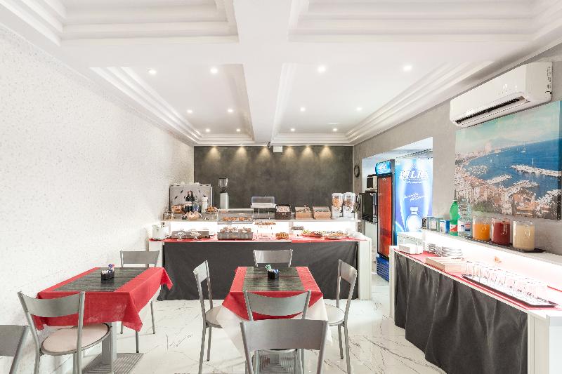 هتل Bella Napoli Suites