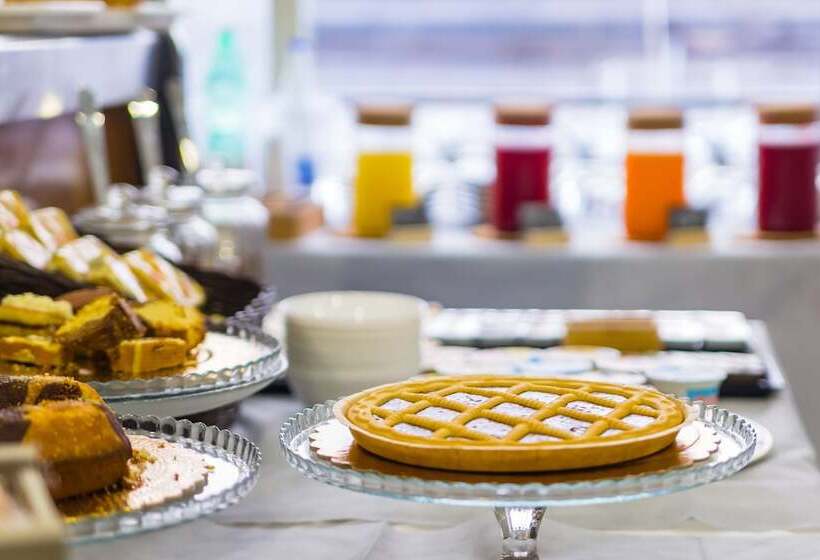 هتل Bella Napoli Suites