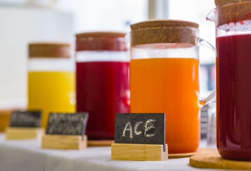 هتل Bella Napoli Suites