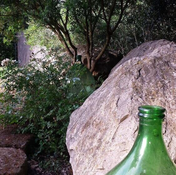 בית מלון כפרי Agriturismo La Quercia