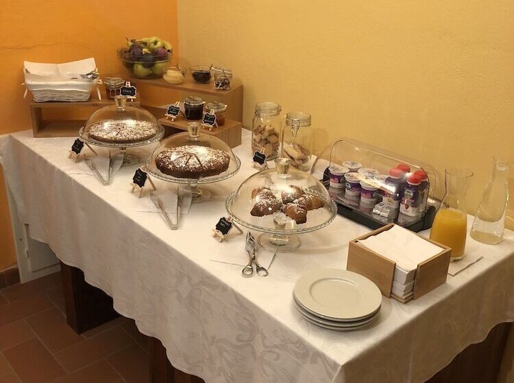 בית מלון כפרי Agriturismo La Quercia