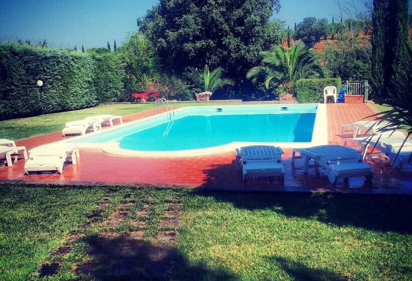 בית מלון כפרי Agriturismo La Quercia