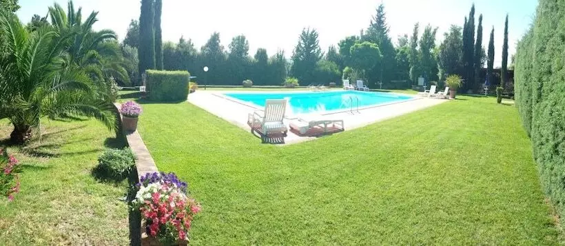 Maaseutuhotelli Agriturismo La Quercia