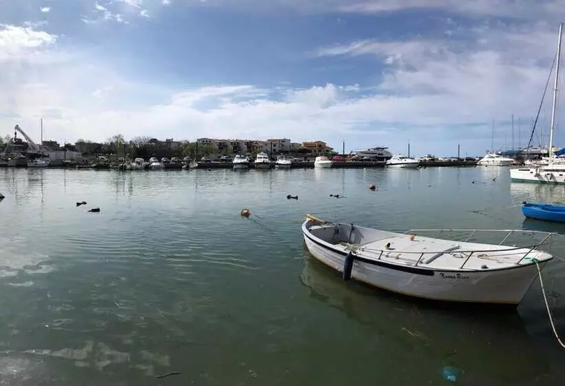 ホテル Yacht Suite Castiglione Della Pescaia
