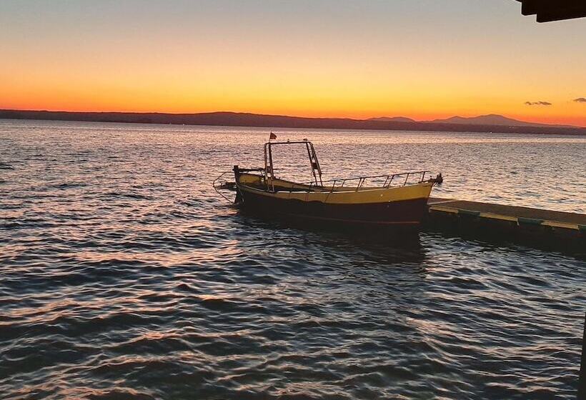پانسیون Al22 Di Piazza Del Gesù