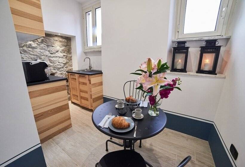 پانسیون Al22 Di Piazza Del Gesù