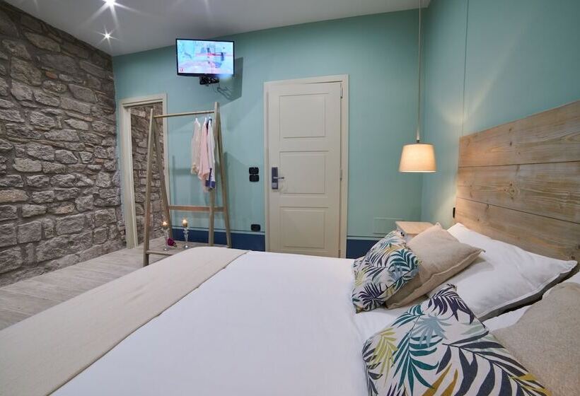 پانسیون Al22 Di Piazza Del Gesù