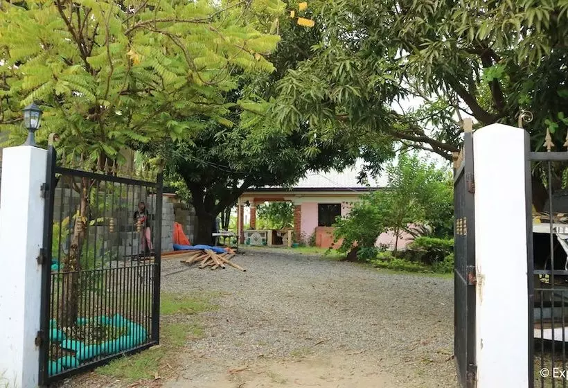 Majatalo Dela Cruz Humilde Transient House