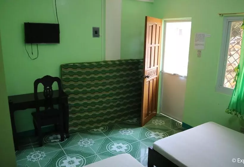 Majatalo Dela Cruz Humilde Transient House