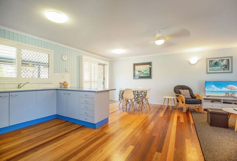 Allamanda Sands   23 Oriole Avenue