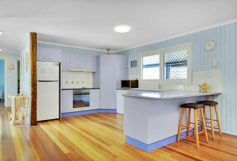 Allamanda Sands   23 Oriole Avenue