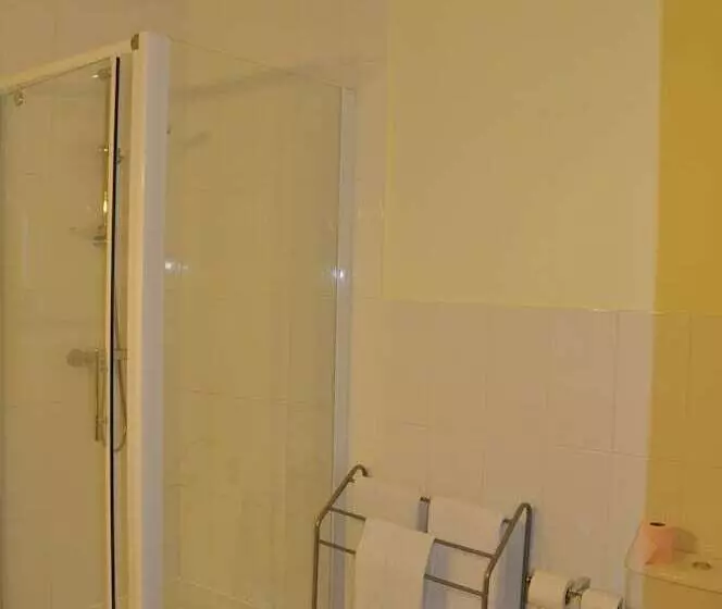 Appart Hotel De France