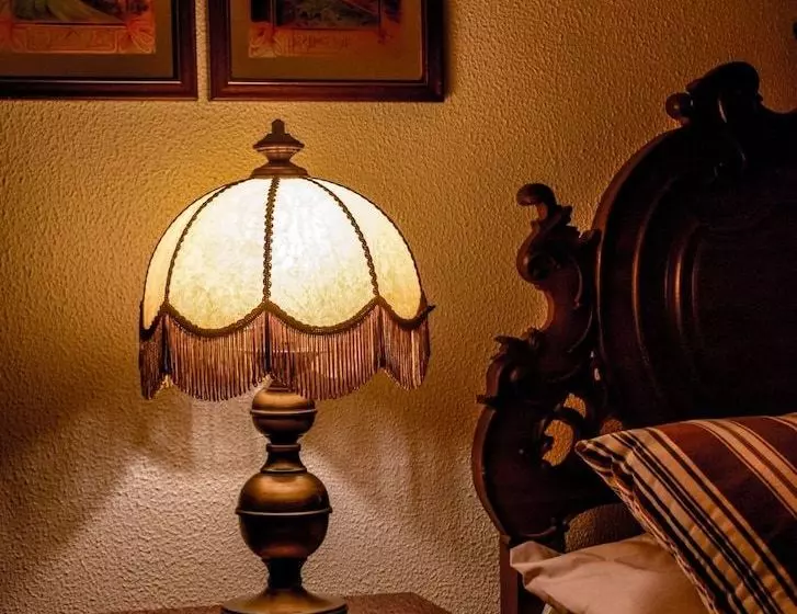 Charming 53 Rooms In Cacilhas  Hostel