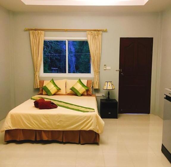 בית מלון כפרי Bussarin Mansion