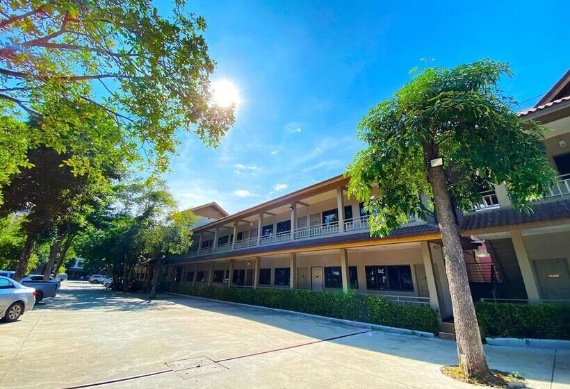 בית מלון כפרי Maihom Resort Daowadung