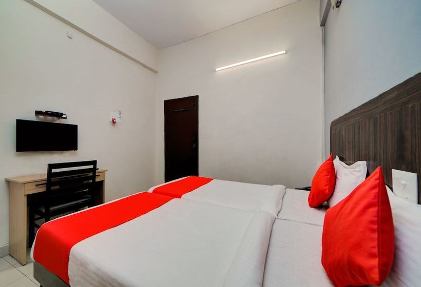 Отель Oyo Flagship 26760 Paradise Circle